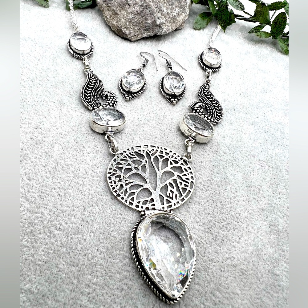 WHITE TOPAZ NECKLACE SET